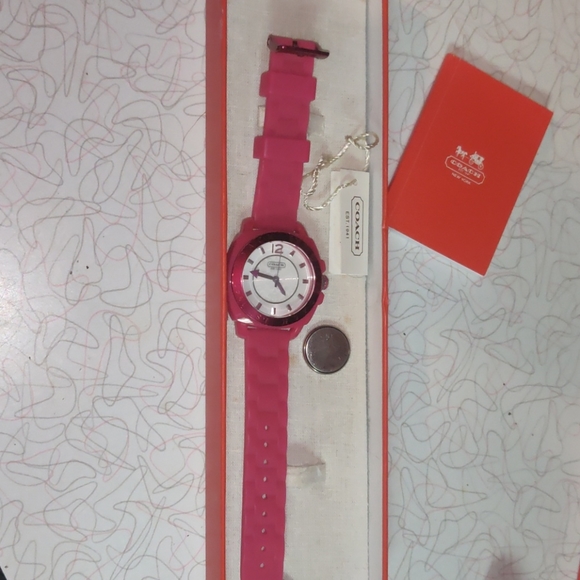 Coach watch - Picture 1 of 6